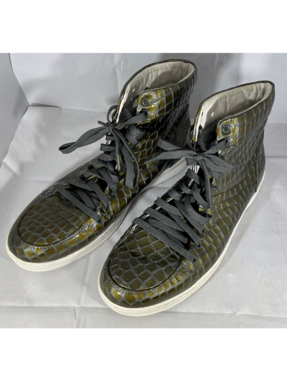 JUMP Men's Green Patent Leather Embossed VANQUISH Ltd. Fashion Sneaker, Size 13M